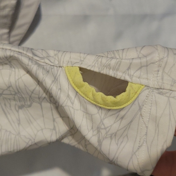 Mondetta white patterned lightweight long sleeve quarter zip size small - Picture 3 of 11